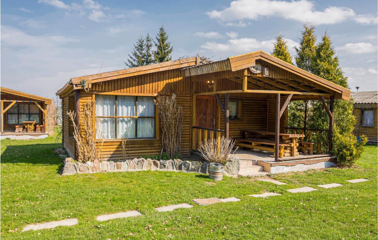 Amazing Home In Wilczeta With Kitchenette Exterior photo